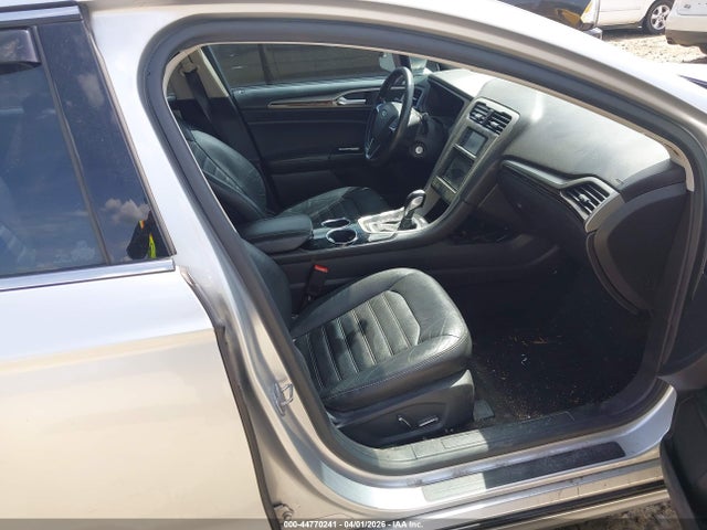 FORD FUSION SE - 5