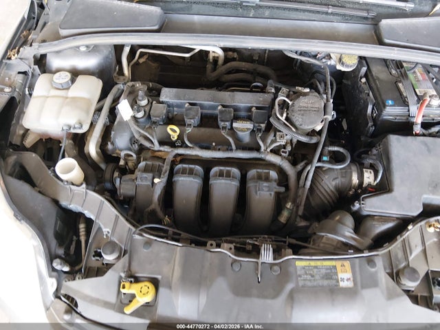 FORD FOCUS SE - 10
