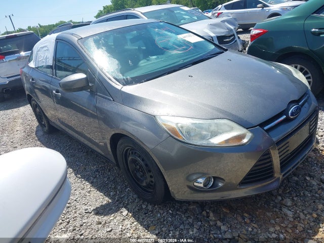 FORD FOCUS SE - 1