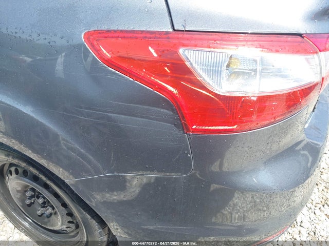 FORD FOCUS SE - 6