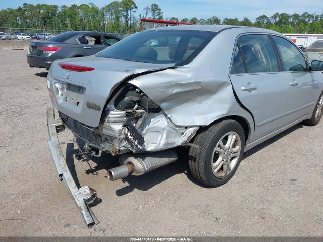 HONDA ACCORD 2.4 SE - 6