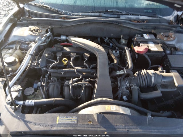 FORD FUSION SE - 10