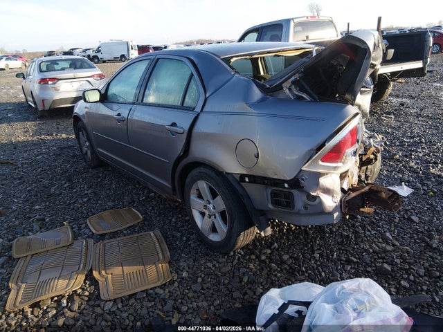 FORD FUSION SE - 3