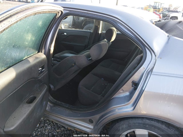 FORD FUSION SE - 8