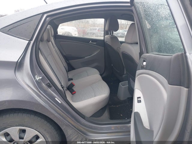 HYUNDAI ACCENT SE - 8