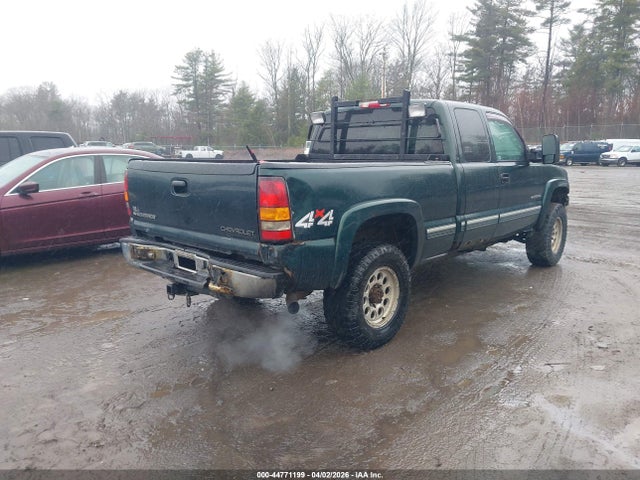 CHEVROLET SILVERADO 2500HD LS - 4