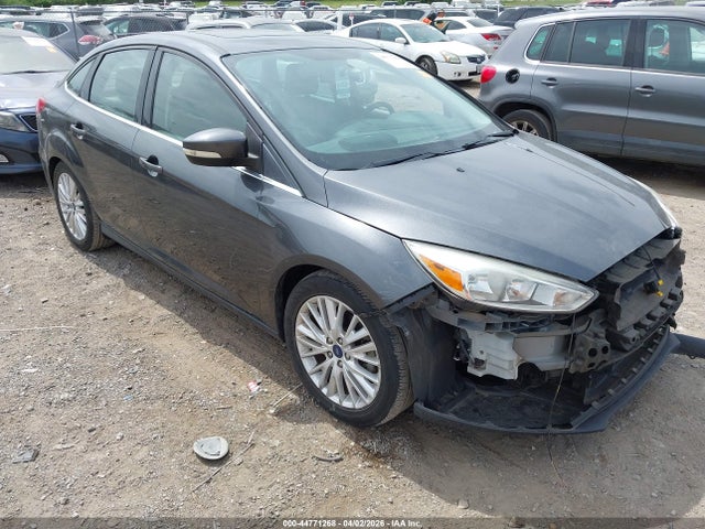 FORD FOCUS TITANIUM - 1