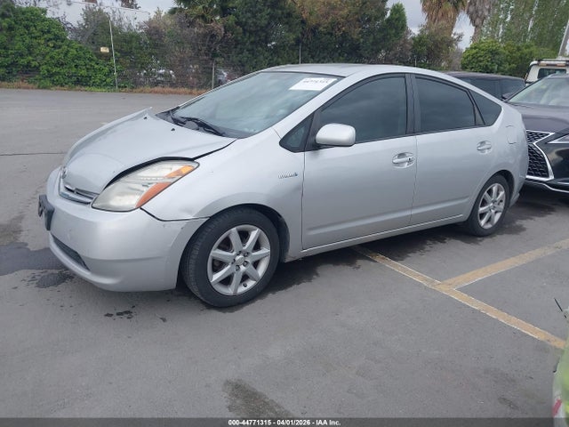 TOYOTA PRIUS - 2