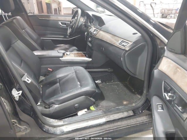 MERCEDES-BENZ E-CLASS - 5