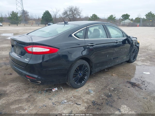 FORD FUSION SE - 4