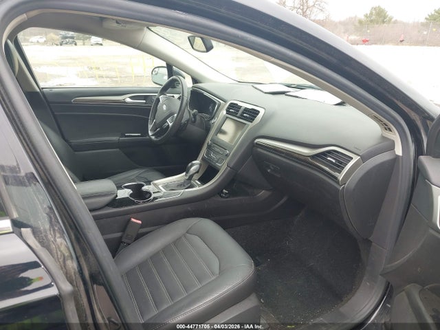FORD FUSION SE - 5