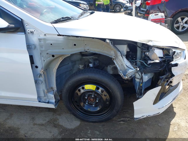 HYUNDAI SONATA SE - 6