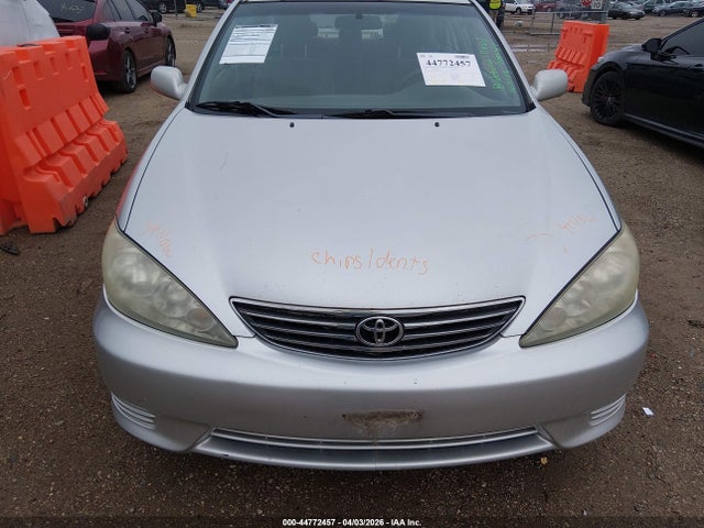 TOYOTA CAMRY - 6
