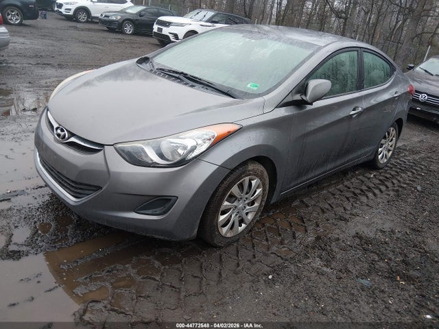 HYUNDAI ELANTRA GLS - 2