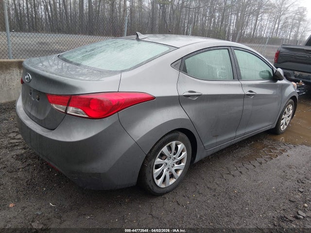 HYUNDAI ELANTRA GLS - 4