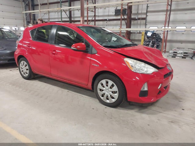 TOYOTA PRIUS C - 1