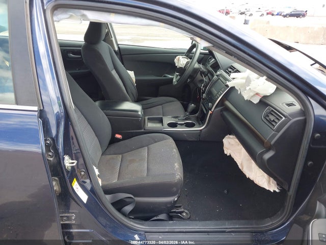 2016 Toyota CAMRY LE photo 5