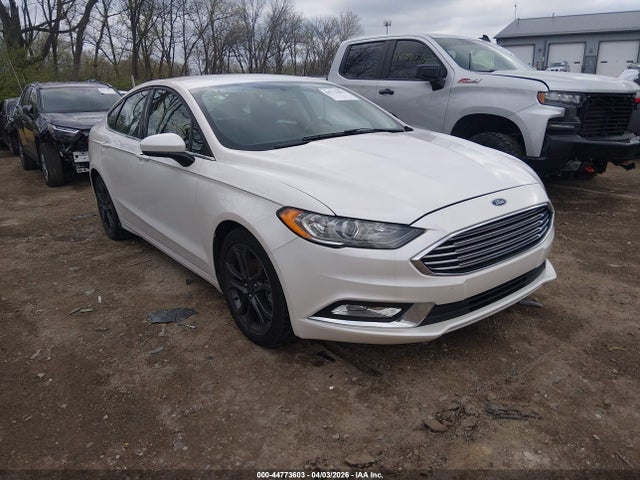 FORD FUSION SE - 1