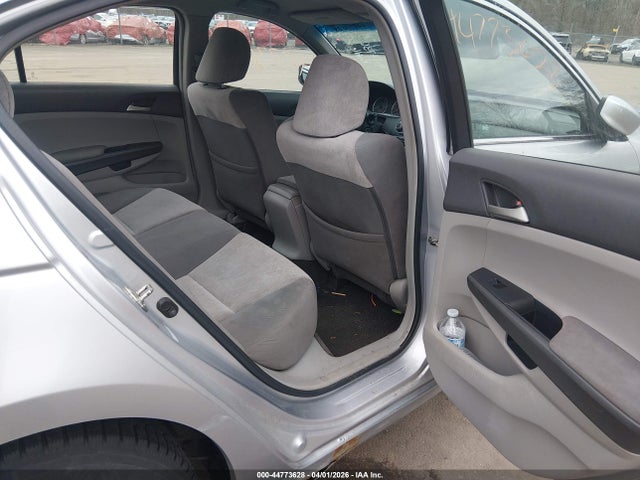 HONDA ACCORD 2.4 LX - 8