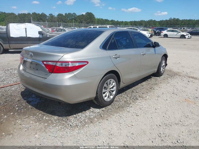 TOYOTA CAMRY - 4
