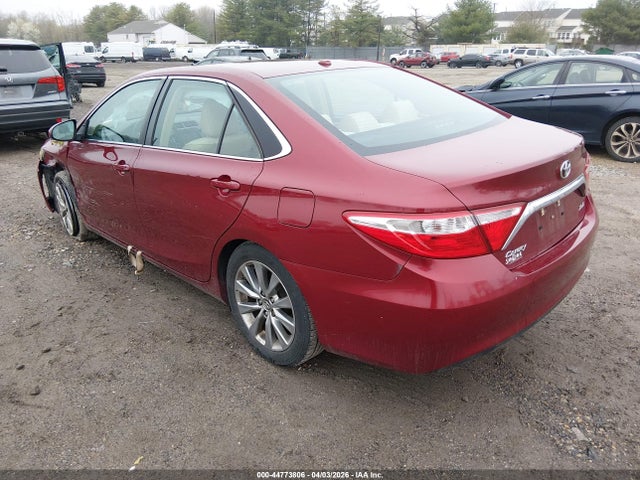 TOYOTA CAMRY - 3