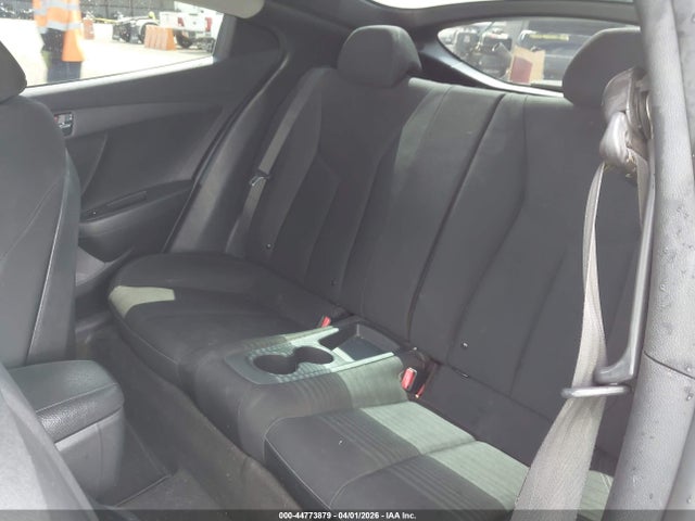 HYUNDAI VELOSTER - 8