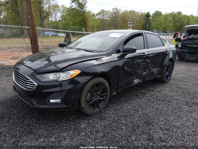 2019 FORD FUSION SE 照片 2