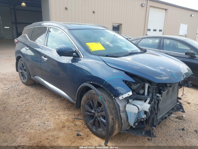 2017 NISSAN MURANO SV