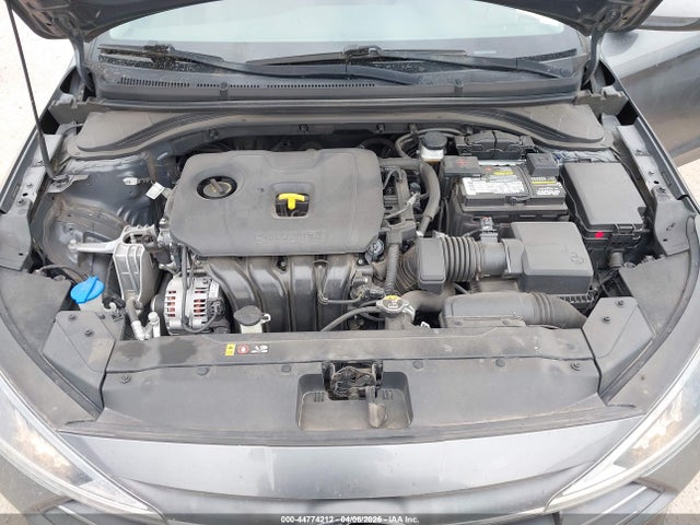 HYUNDAI ELANTRA SEL - 10