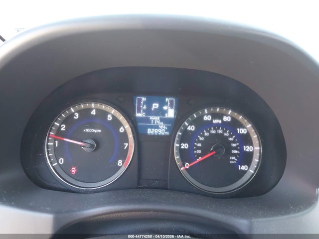 HYUNDAI ACCENT GLS - 7