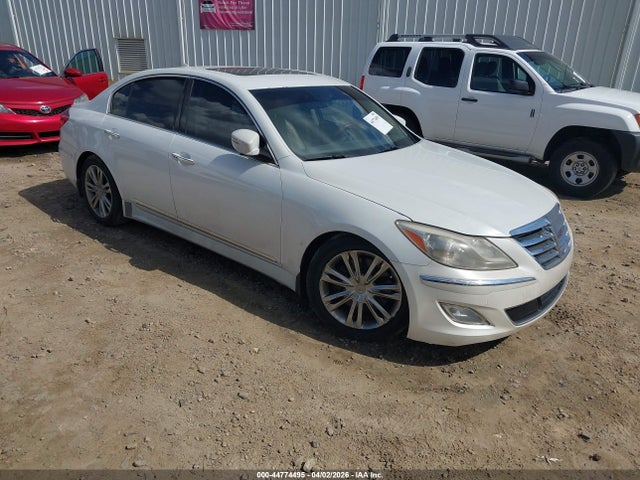 HYUNDAI GENESIS 5.0 - 1