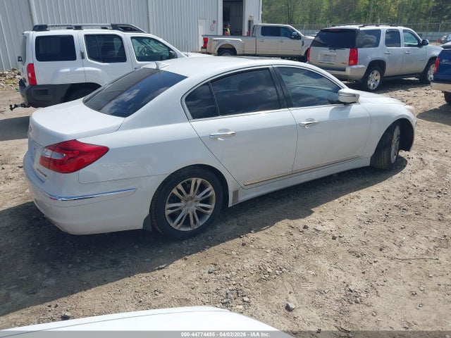 HYUNDAI GENESIS 5.0 - 4