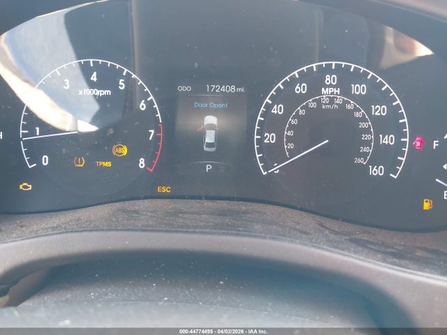 HYUNDAI GENESIS 5.0 - 7