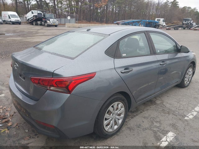 HYUNDAI ACCENT SE - 4