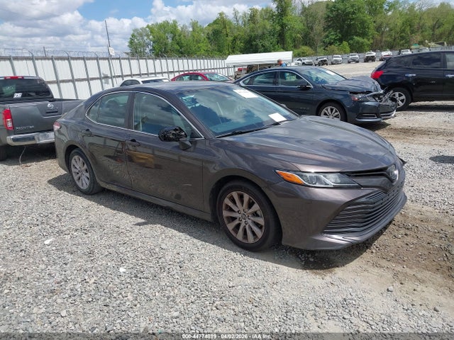 2018 TOYOTA CAMRY LE