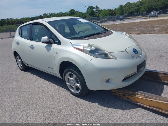 2011 NISSAN LEAF SL