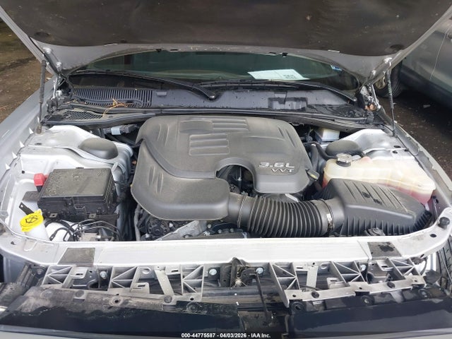 DODGE CHALLENGER - 10