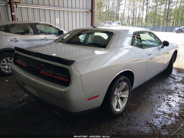 DODGE CHALLENGER - 4