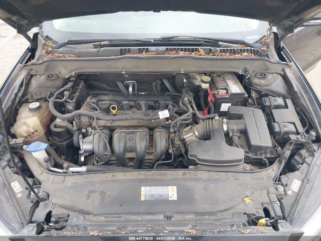 FORD FUSION SE - 10