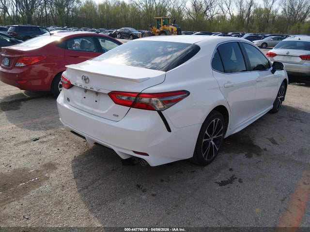 TOYOTA CAMRY - 4
