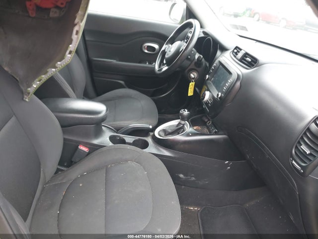 KIA SOUL - 5