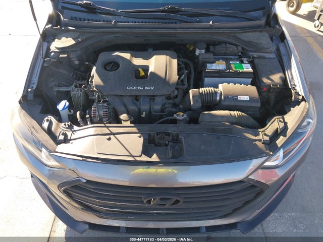 HYUNDAI ELANTRA - 10