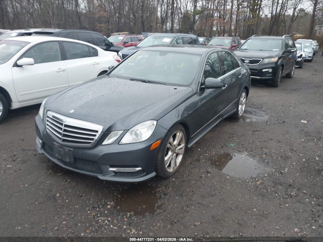 MERCEDES-BENZ E-CLASS - 2