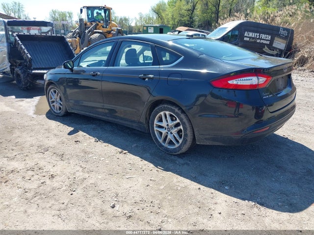 FORD FUSION SE - 3