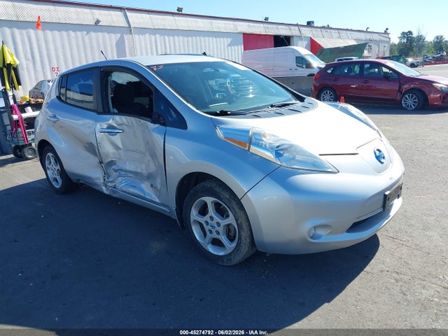 2013 NISSAN LEAF SV