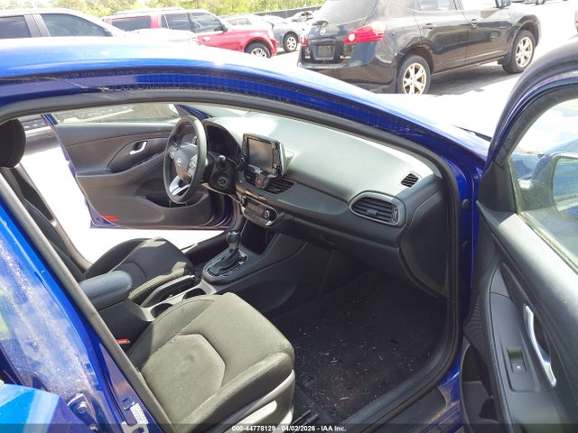 HYUNDAI ELANTRA GT - 5