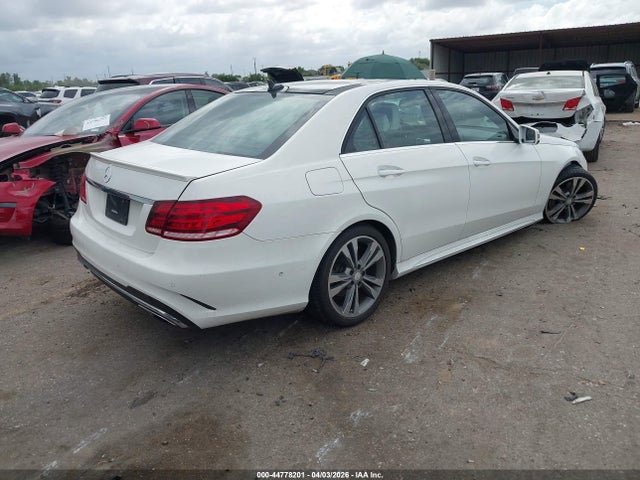 MERCEDES-BENZ E-CLASS - 4