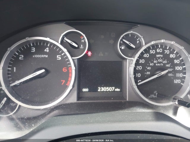 TOYOTA TUNDRA - 7