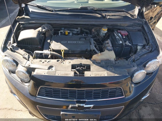 CHEVROLET SONIC 2LT - 10