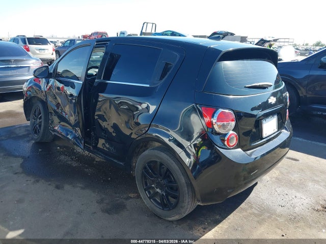 CHEVROLET SONIC 2LT - 3